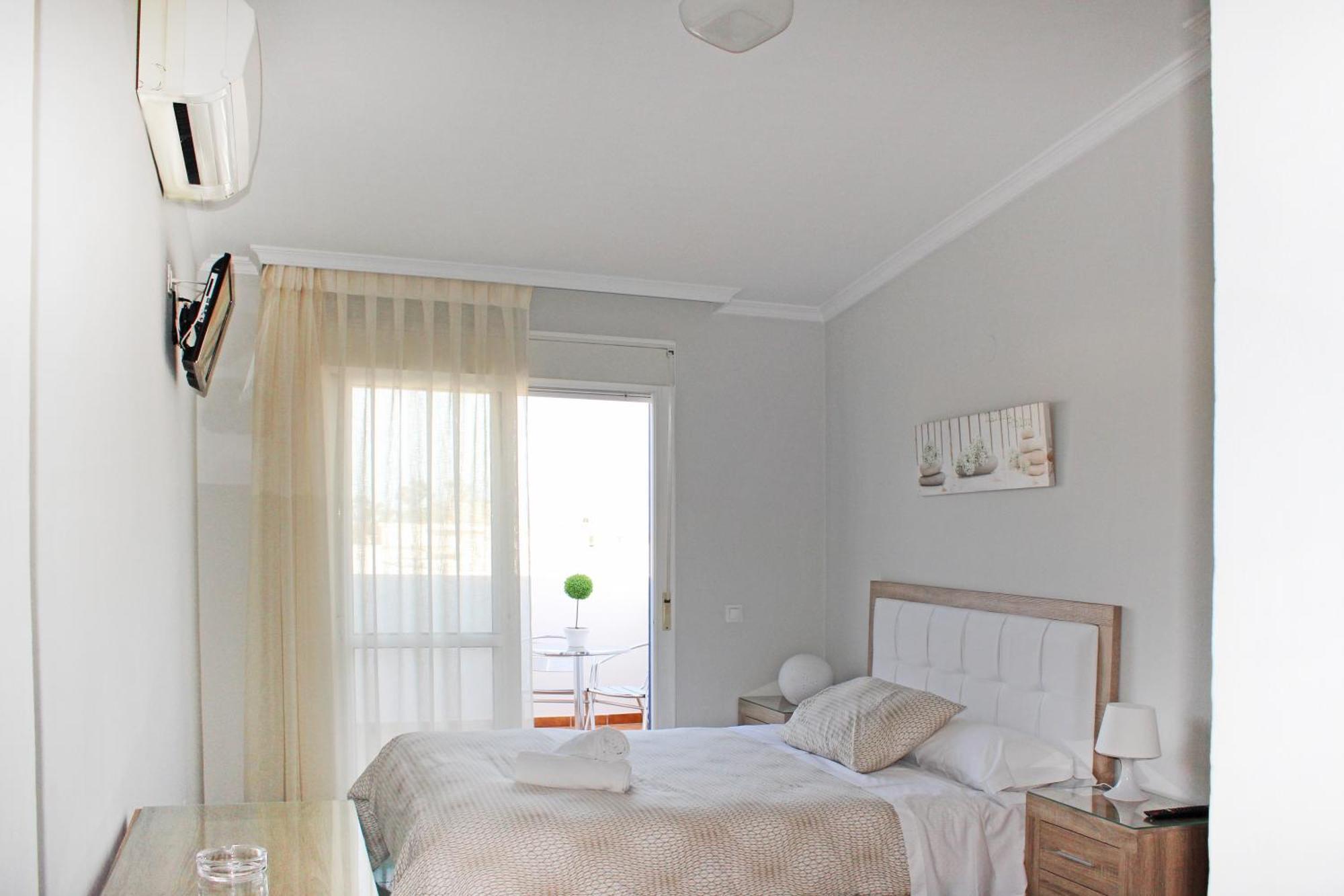 Hostal Acemar Марбелья Екстер'єр фото